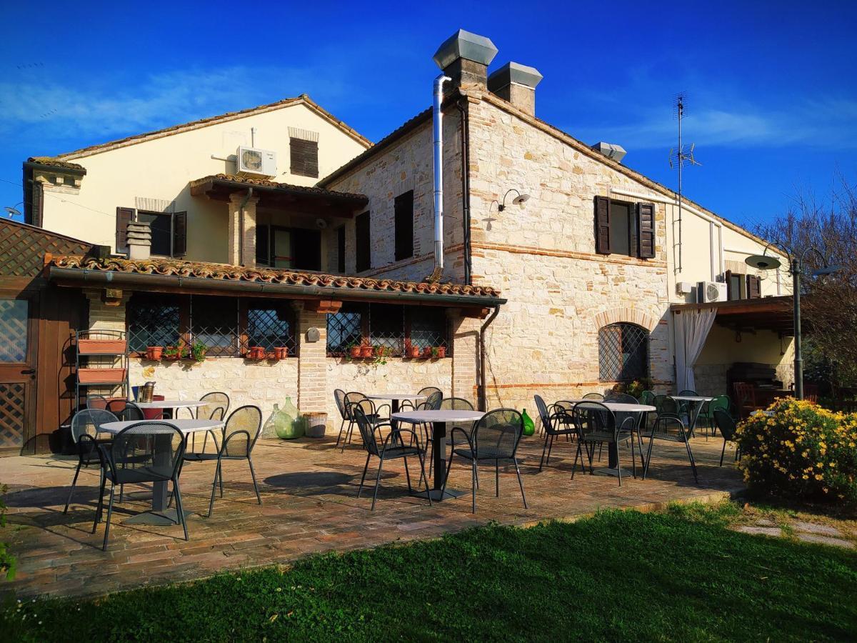 Il Girasole Country House Camerano Eksteriør bilde